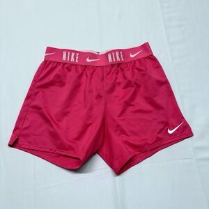 Nike DRI Fit Pink Standard fit elastic waist active shorts Youth Extra Large